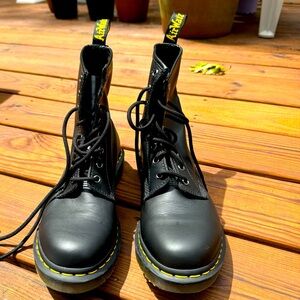 Dr. Martens 1460 Smooth Leather Boots